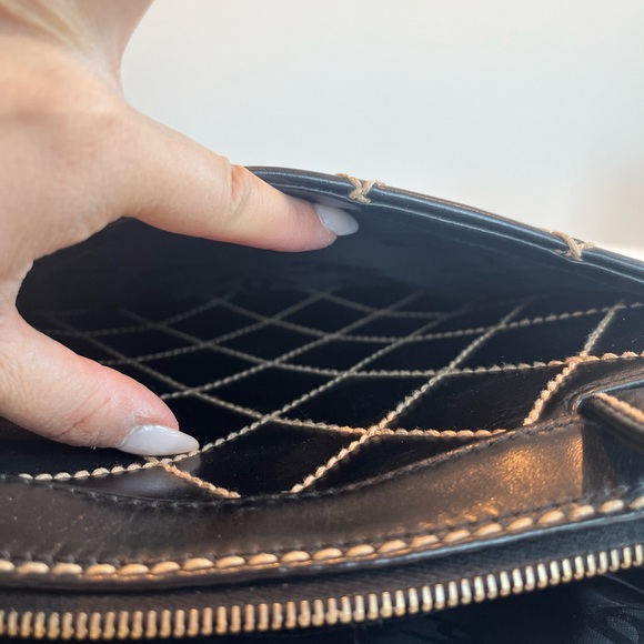 Chanel Black Leather Cream Wild Stitch Handbag - Picture 7 of 17